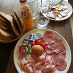 Pensjonat Piranha 3*
