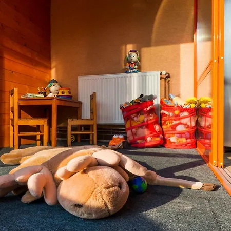 招待所 Piranha 3*