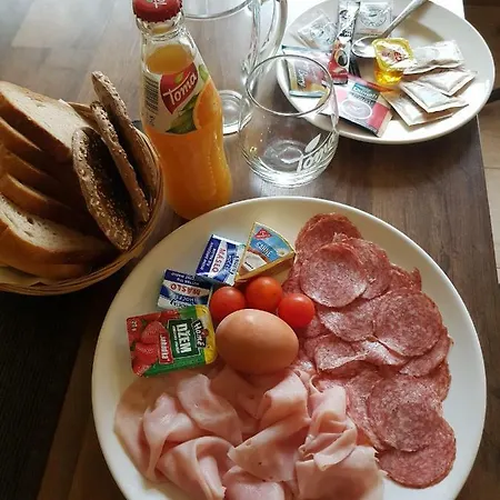 Vendégház Piranha *